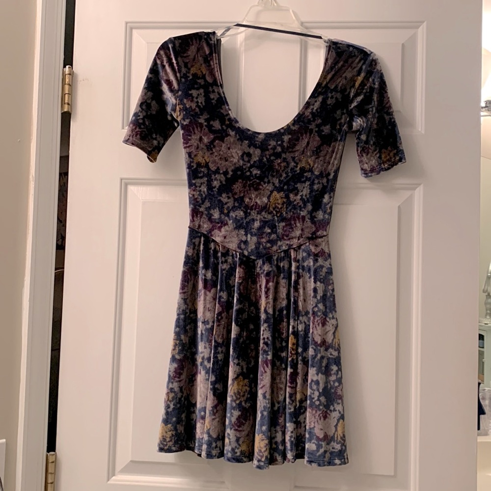 Kimchi Blue crushed velvet dress